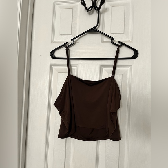 (2) Body Contour Collection Tops - Picture 5 of 6